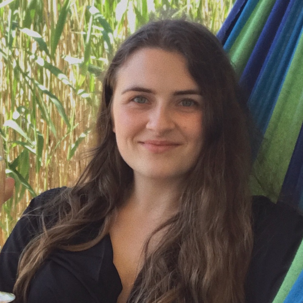 Meet your Posher, Claire